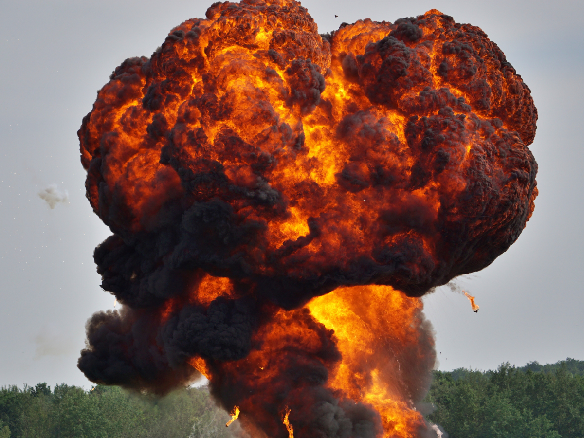How Geopolitical Conflict Disrupts Export Compliance and Global Supply Chains
